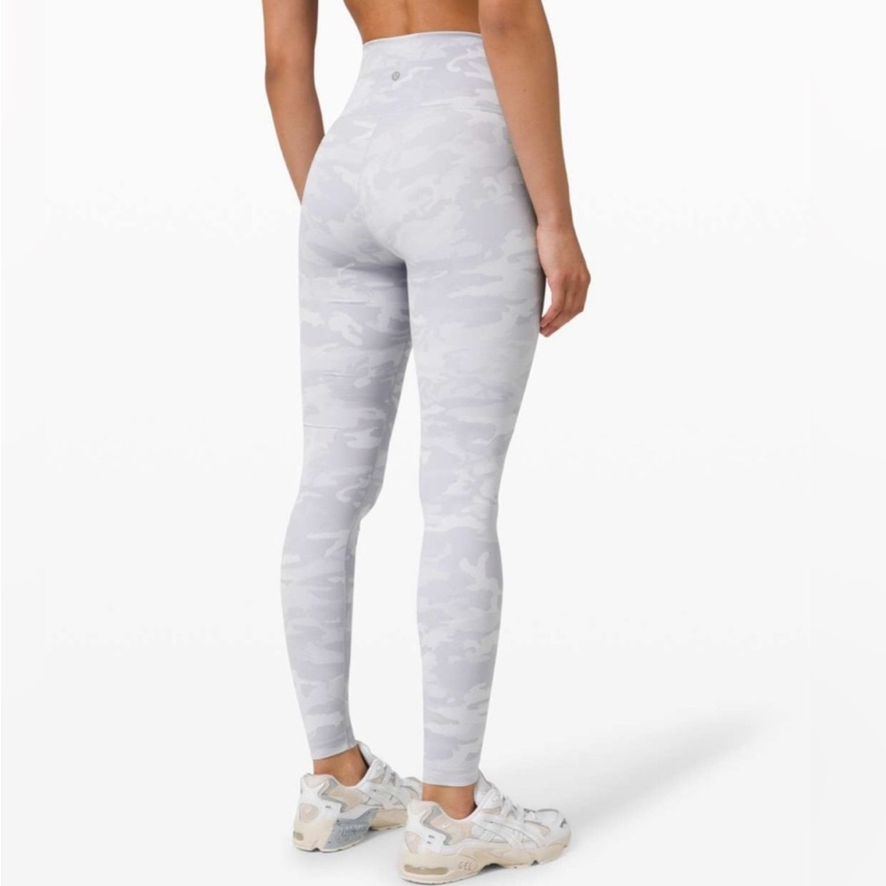 Lululemon size 6 Camouflage Leggings